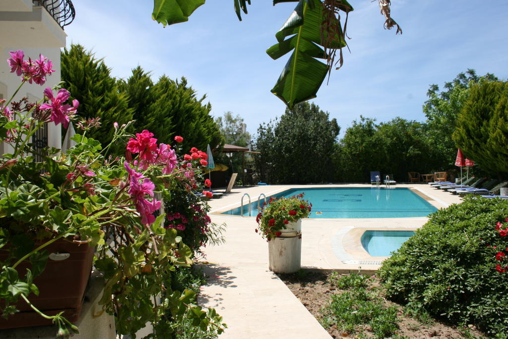 Aparthotel Paradise Garden Gumusluk Evleri Extérieur photo